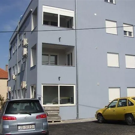 Apartment Vesna *
