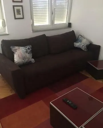 Vesna Apartment *